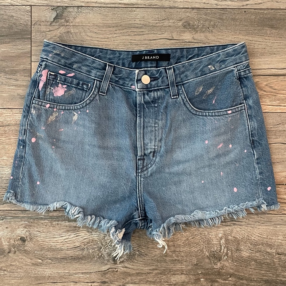 J BRAND PAINTED DENIM SHORTS (27)